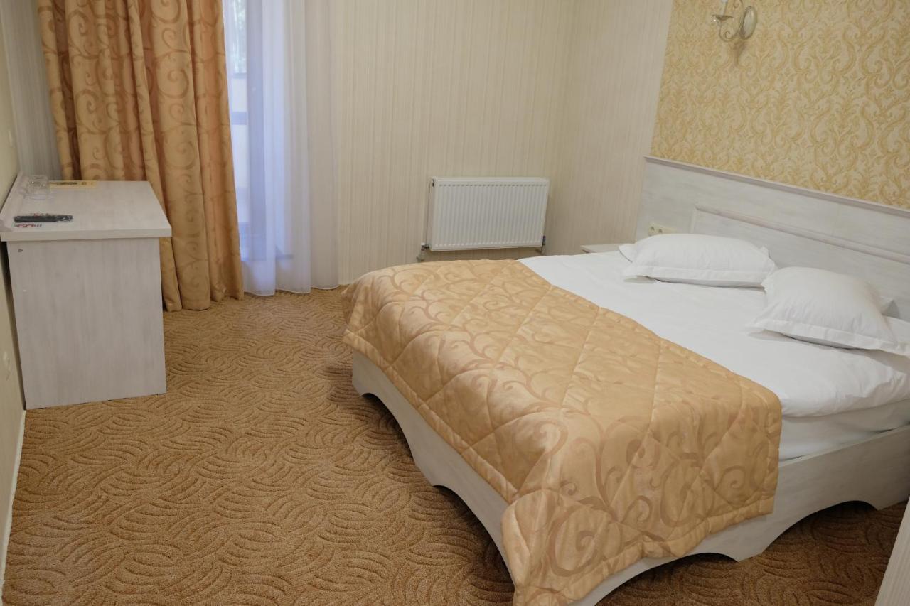 Лісовий Готель Гайки Zjytomyr Buitenkant foto
